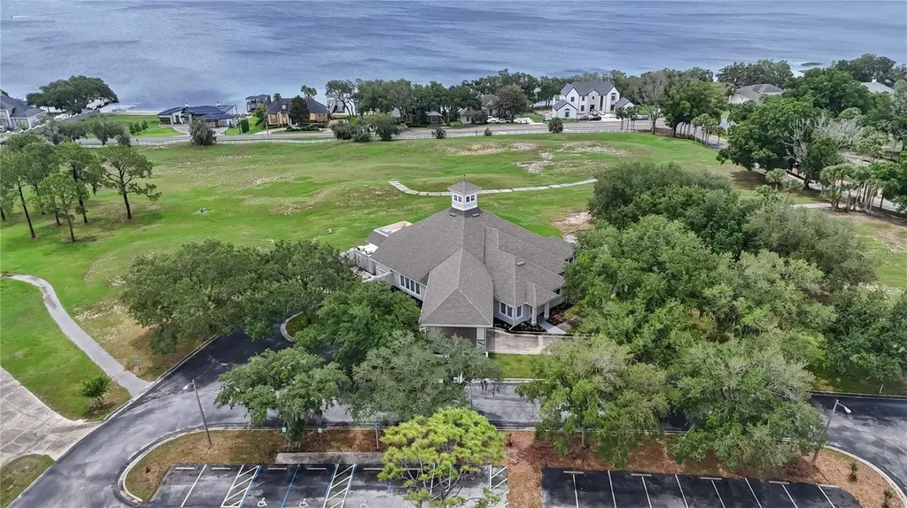 10105 Spring Lake Drive Clermont FL 34711