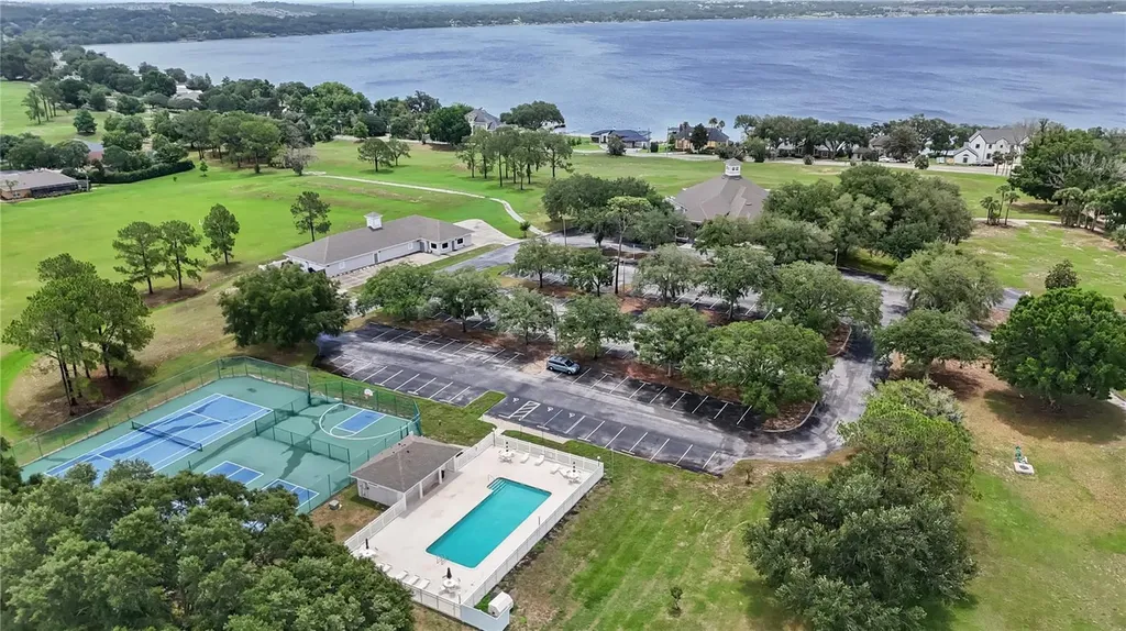 10105 Spring Lake Drive Clermont FL 34711