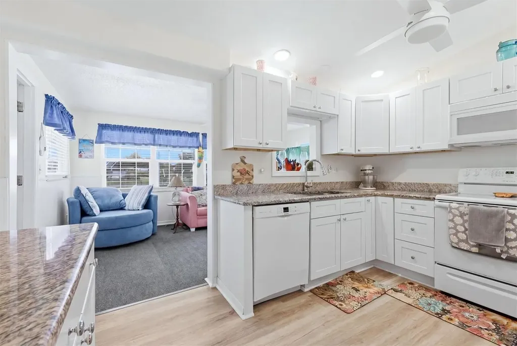 201 E Tarpon Blvd NW Port Charlotte FL 33952