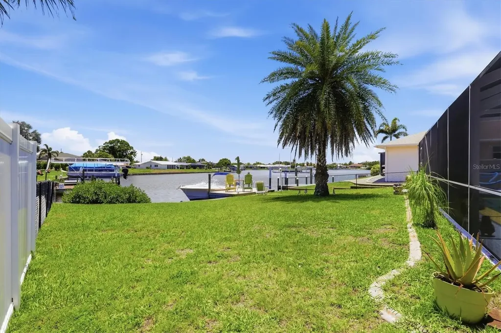 201 E Tarpon Blvd NW Port Charlotte FL 33952