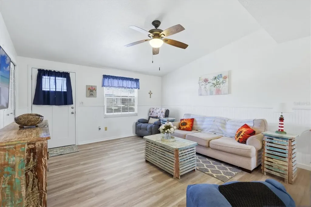 201 E Tarpon Blvd NW Port Charlotte FL 33952