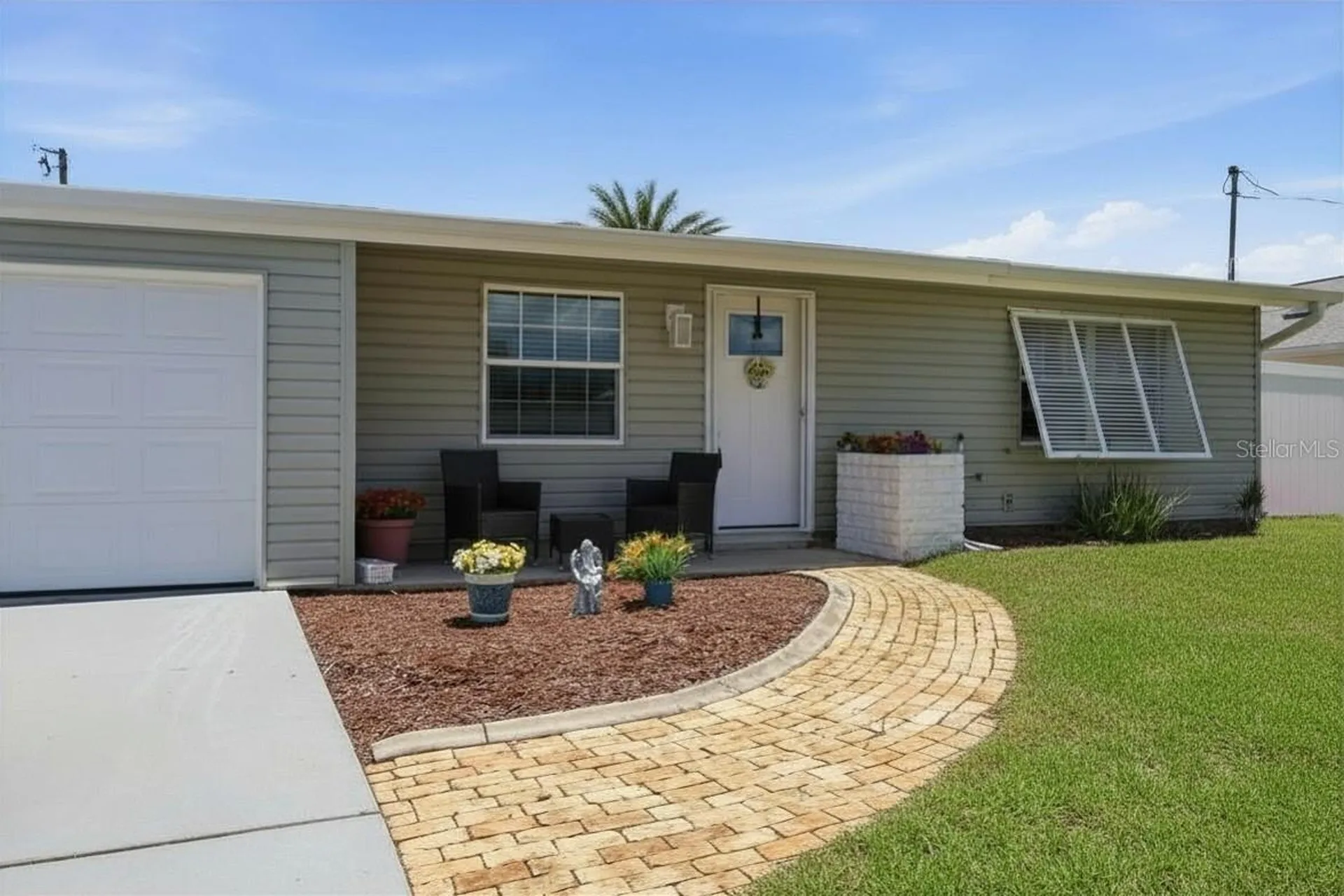 201 E Tarpon Blvd NW Port Charlotte FL 33952