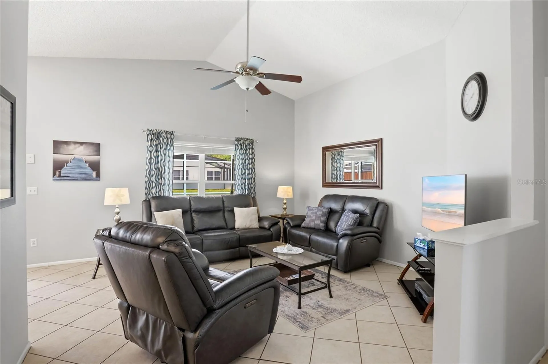 562 Bailey Circle Davenport FL 33897