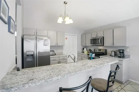 562 Bailey Circle Davenport FL 33897