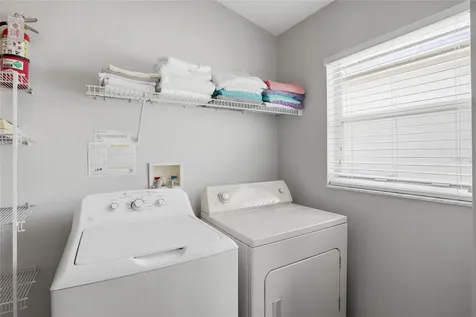 562 Bailey Circle Davenport FL 33897