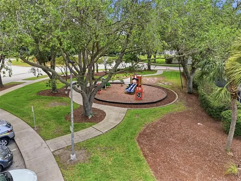 562 Bailey Circle Davenport FL 33897
