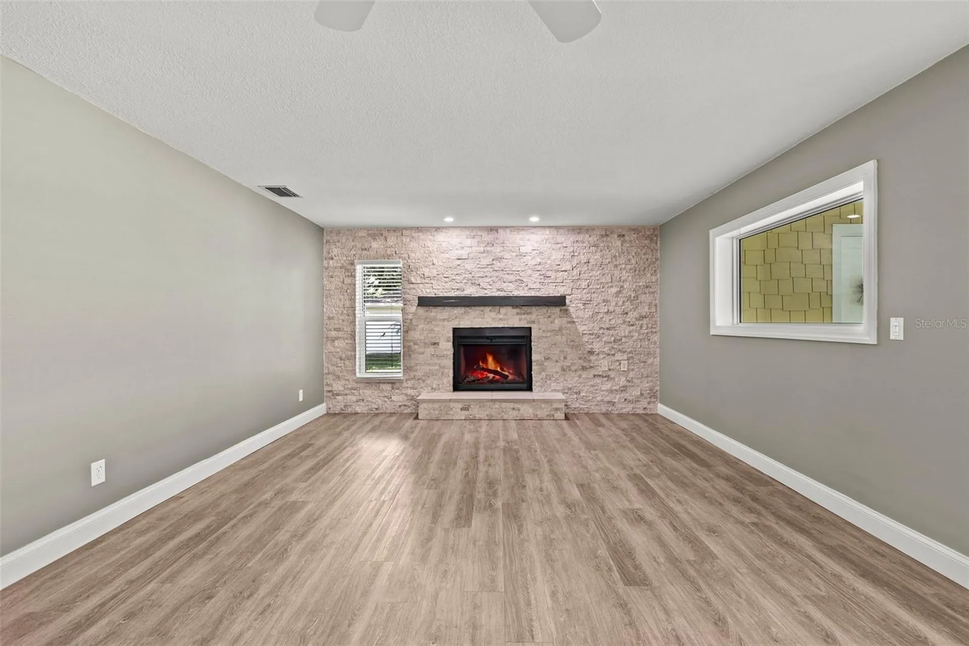 2828 Bridlewood Court Palm Harbor FL 34683