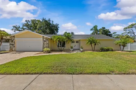 2828 Bridlewood Court Palm Harbor FL 34683