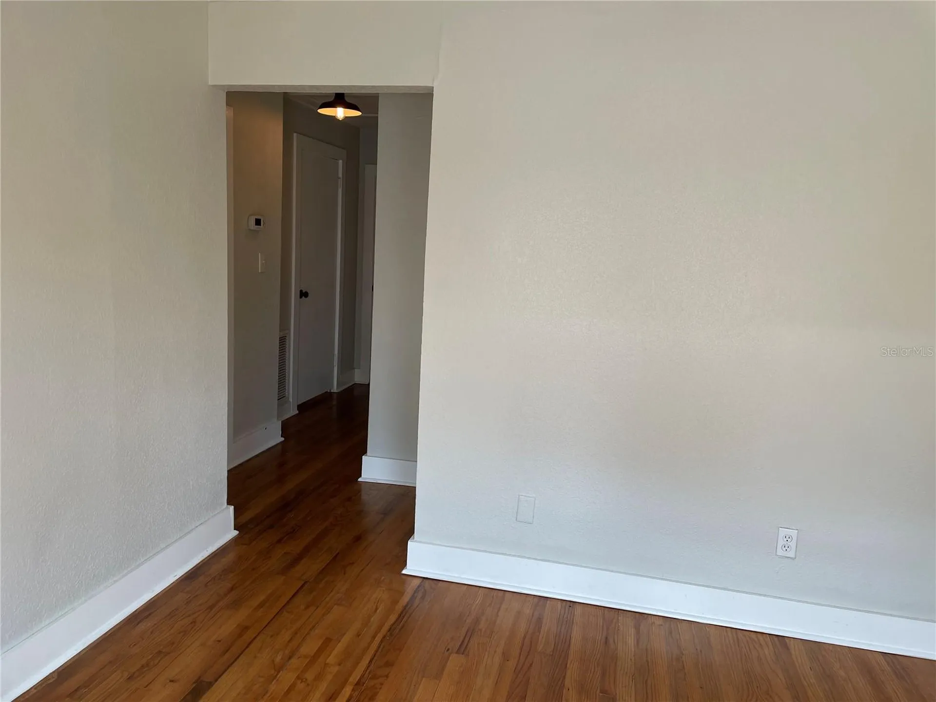 1517 E Ellicott Street Tampa FL 33610