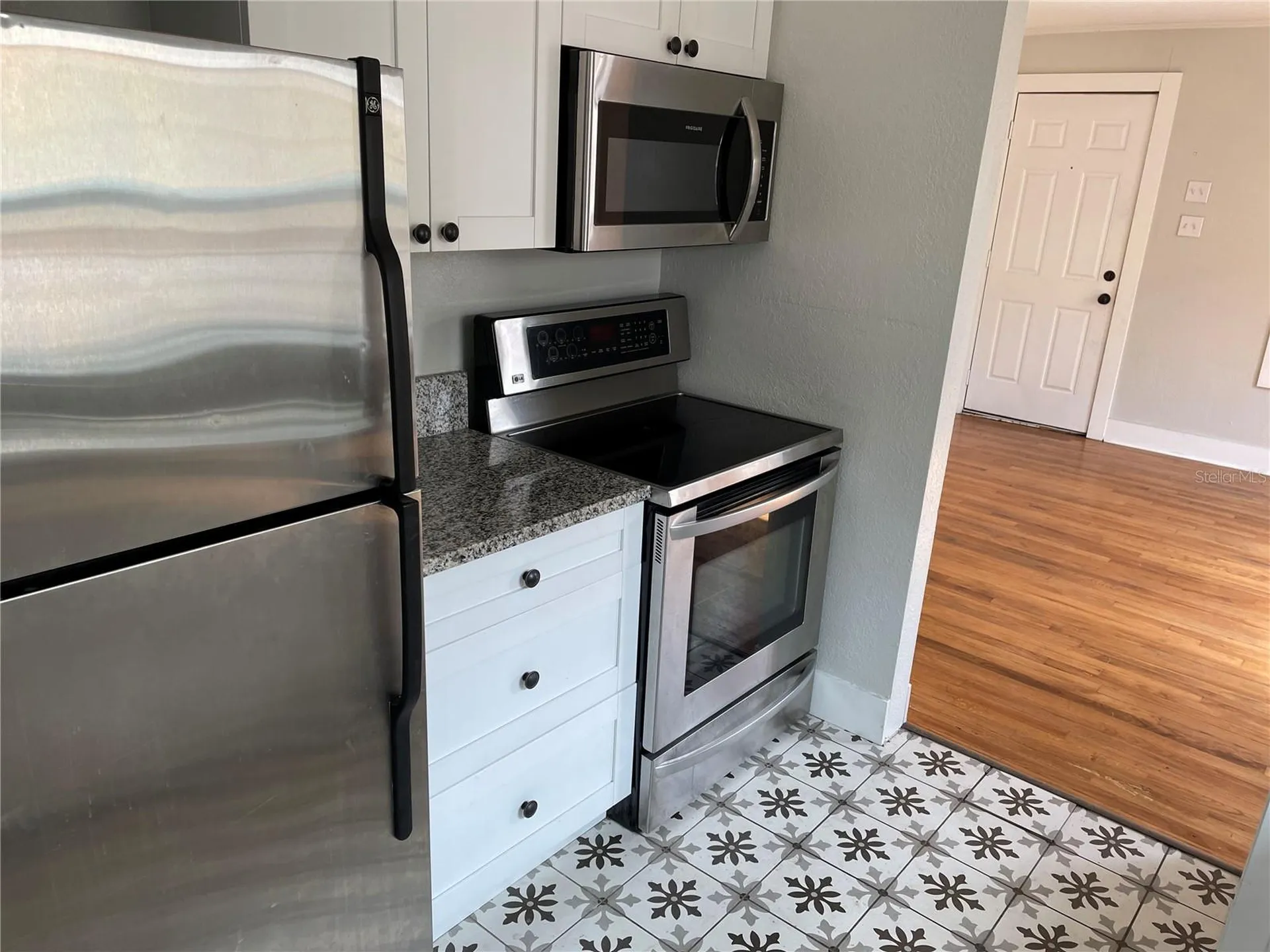 1517 E Ellicott Street Tampa FL 33610