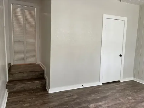 1517 E Ellicott Street Tampa FL 33610