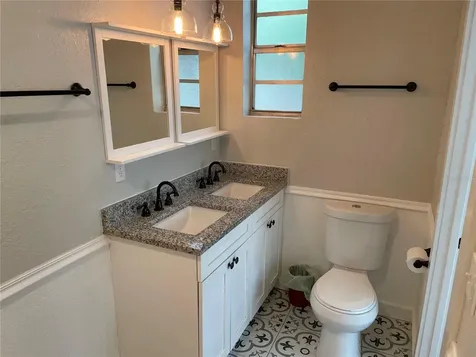 1517 E Ellicott Street Tampa FL 33610