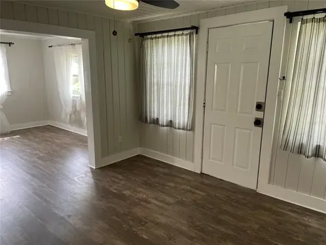 1517 E Ellicott Street Tampa FL 33610