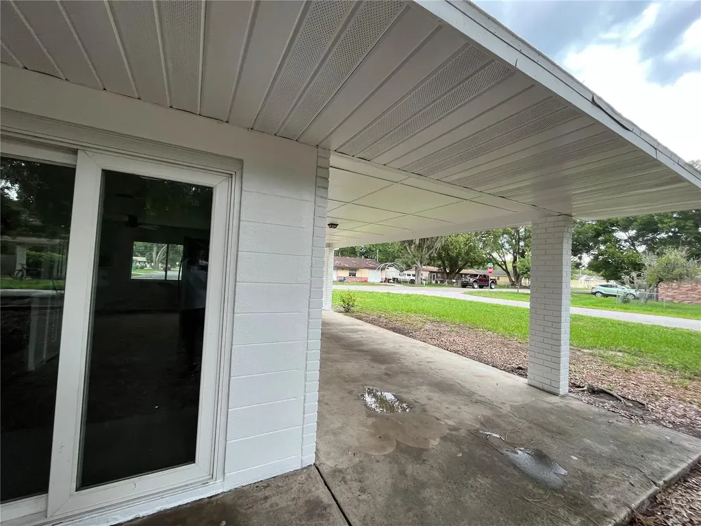 4814 20th Street Zephyrhills FL 33542