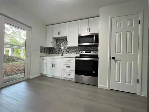 4814 20th Street Zephyrhills FL 33542