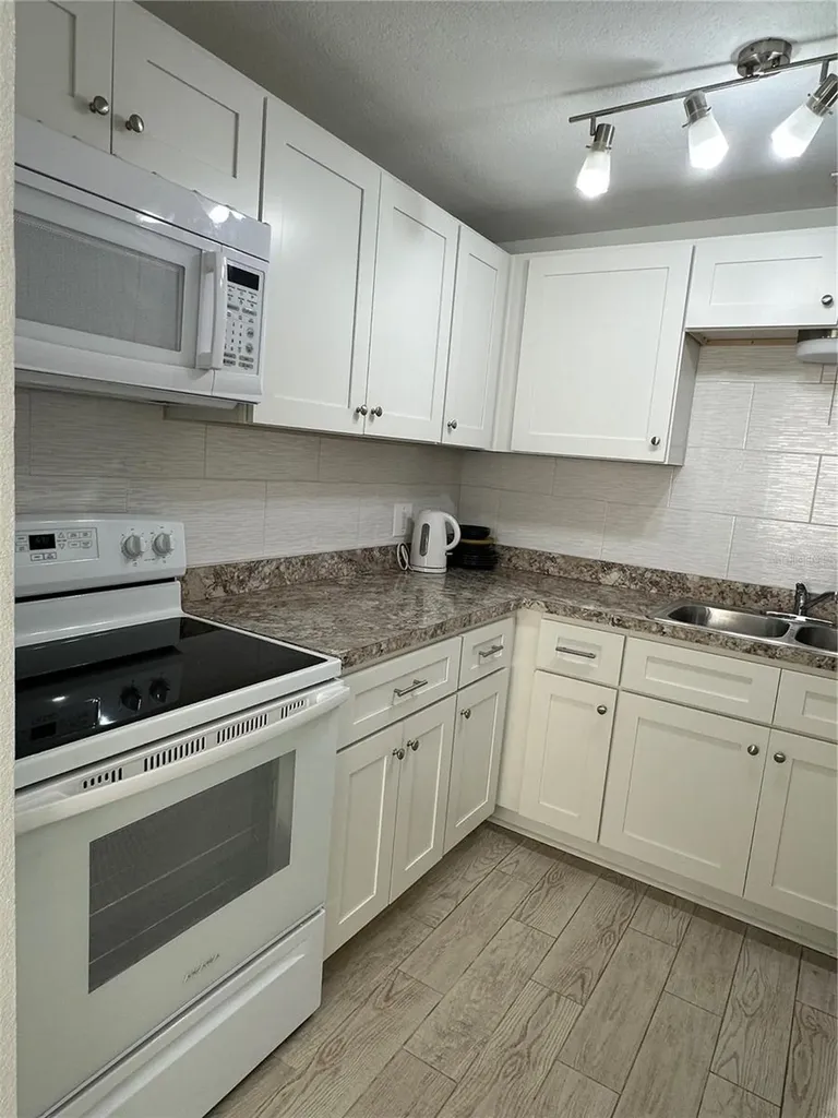 351 S Mcmullen Booth Road Clearwater FL 33759