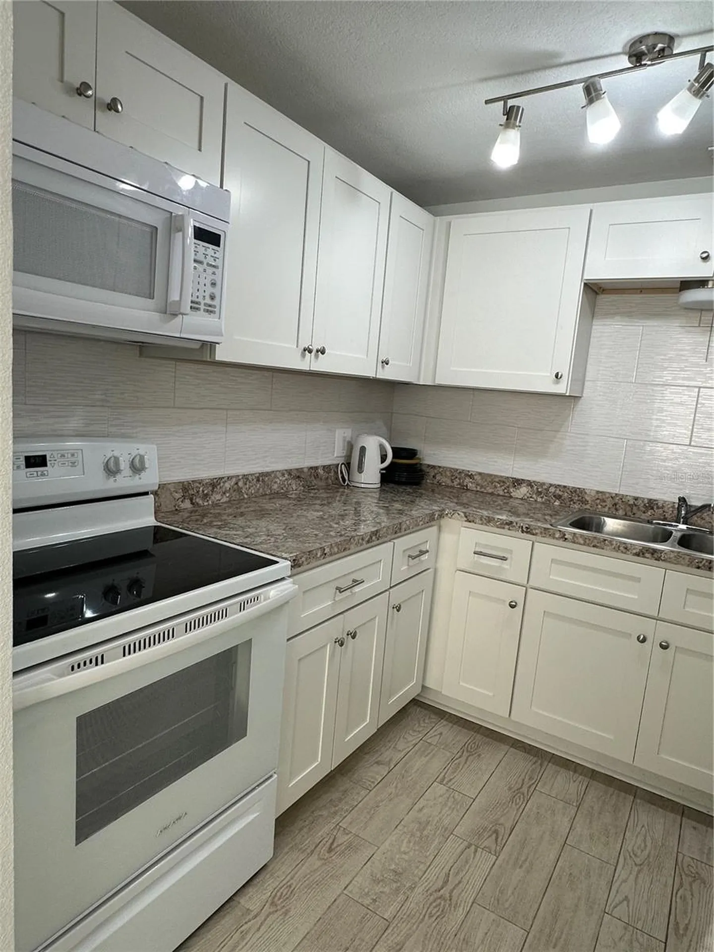 351 S Mcmullen Booth Road Clearwater FL 33759