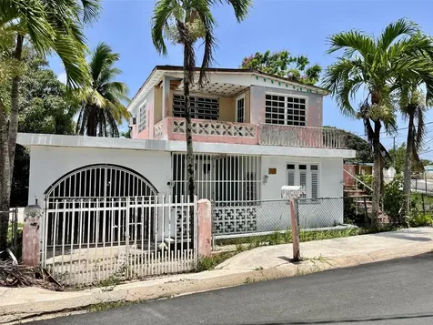 Calle 4 San Isidro Canovanas PR 00729