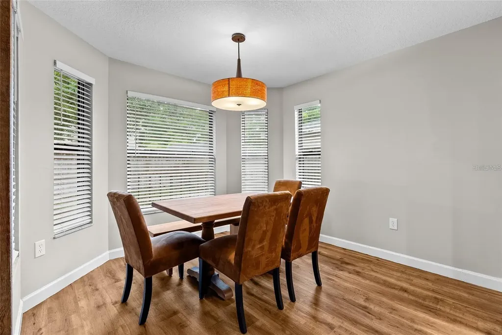 2468 Gulfbreeze Circle Palm Harbor FL 34683