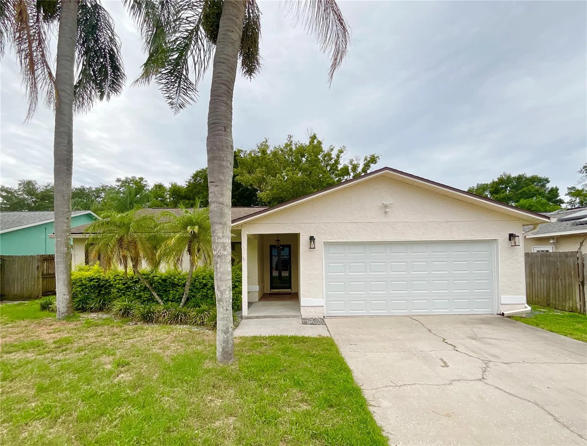 2468 Gulfbreeze Circle Palm Harbor FL 34683