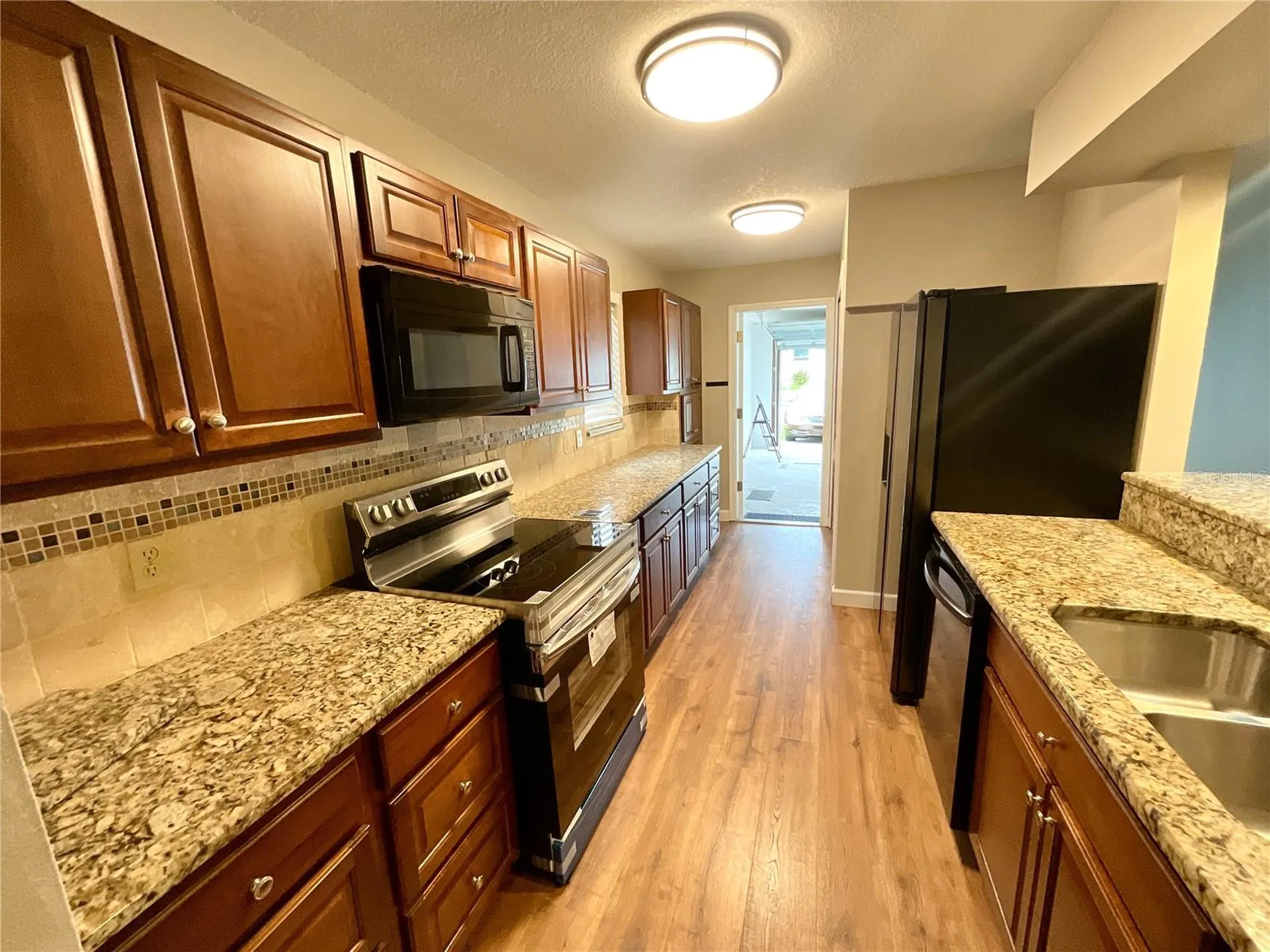 2468 Gulfbreeze Circle Palm Harbor FL 34683