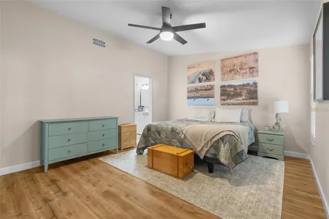 2468 Gulfbreeze Circle Palm Harbor FL 34683