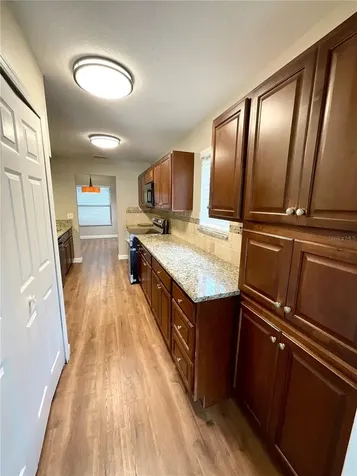 2468 Gulfbreeze Circle Palm Harbor FL 34683