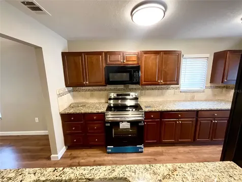 2468 Gulfbreeze Circle Palm Harbor FL 34683