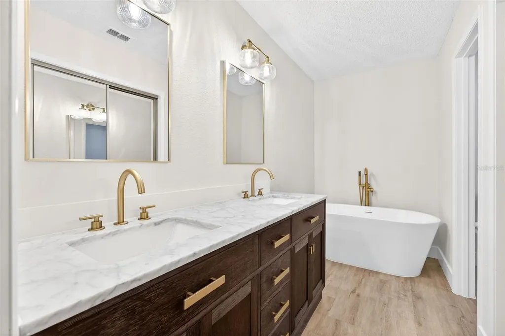 639 Laurel Oak Lane Altamonte Springs FL 32701