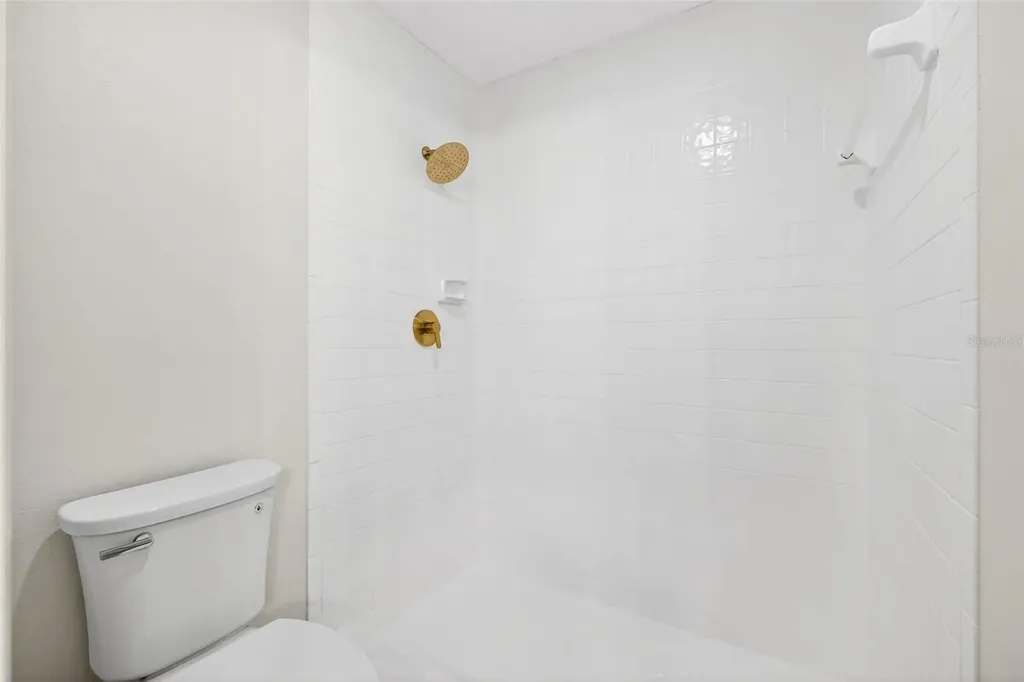 639 Laurel Oak Lane Altamonte Springs FL 32701