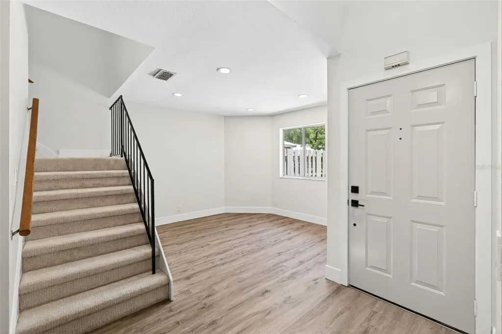 639 Laurel Oak Lane Altamonte Springs FL 32701