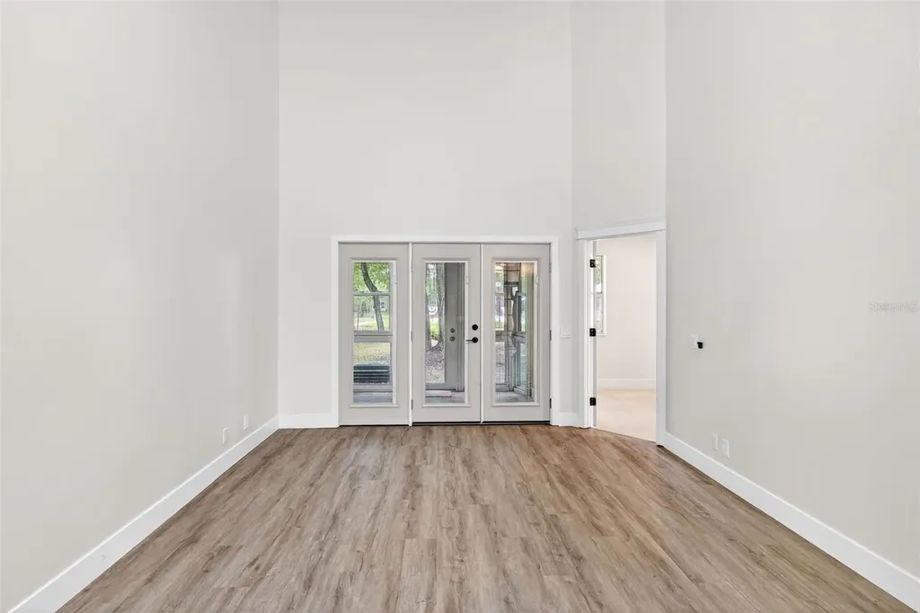 639 Laurel Oak Lane Altamonte Springs FL 32701