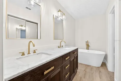 639 Laurel Oak Lane Altamonte Springs FL 32701