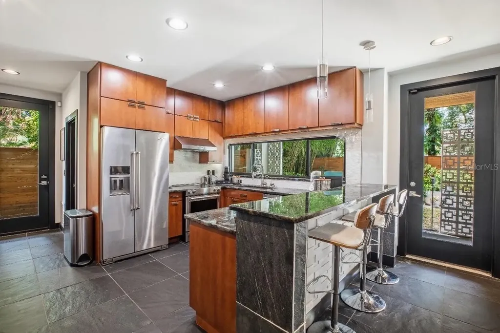 2506 Woodside Avenue Orlando FL 32803