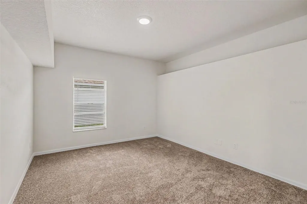 2565 Skif Drive Orlando FL 32812