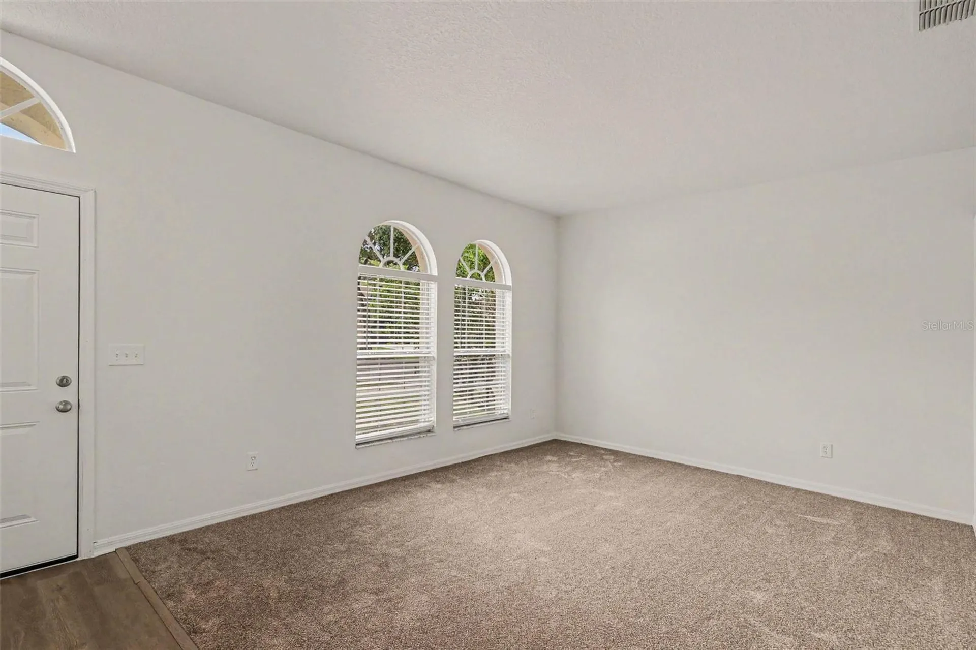 2565 Skif Drive Orlando FL 32812