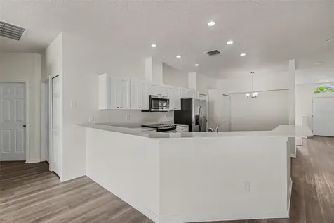 2565 Skif Drive Orlando FL 32812