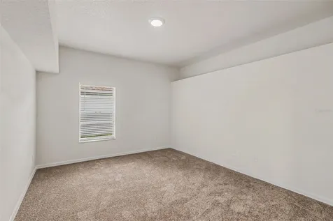 2565 Skif Drive Orlando FL 32812