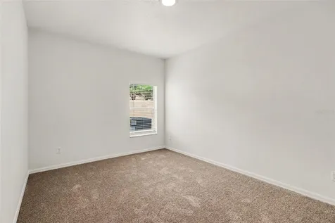 2565 Skif Drive Orlando FL 32812