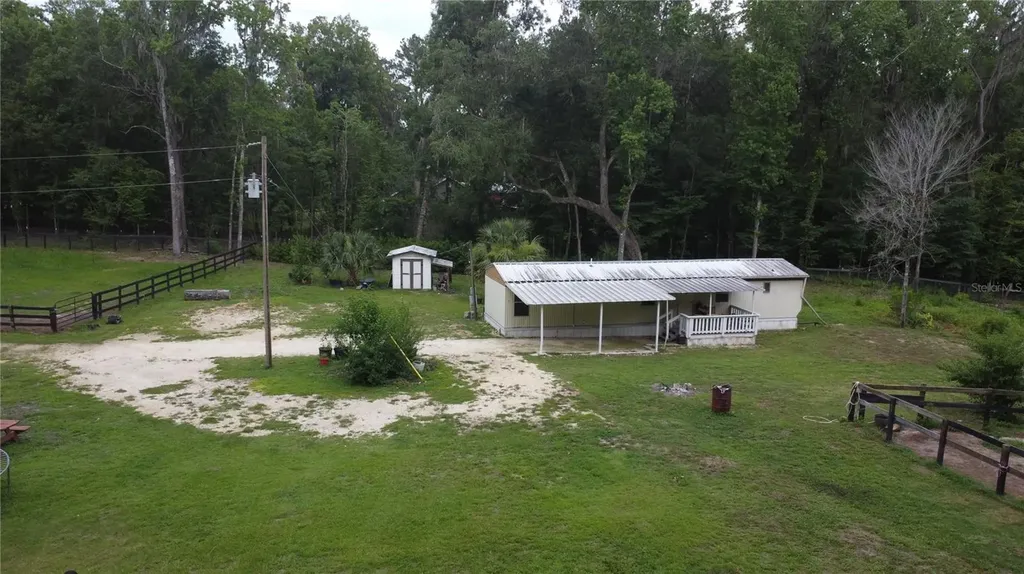 16945 NW 128th Terrace Reddick FL 32686
