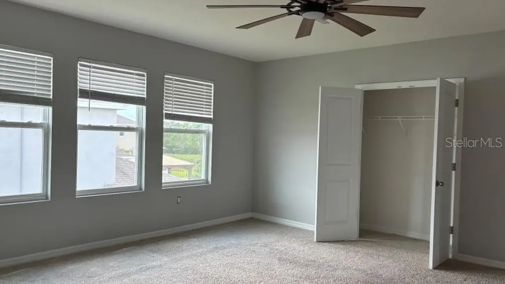 16453 Woodside Glen Parrish FL 34219