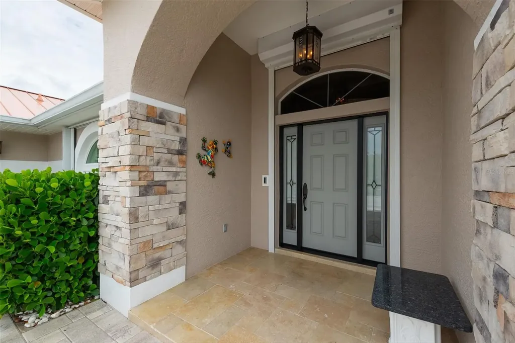 7759 Carver Court Seminole FL 33772