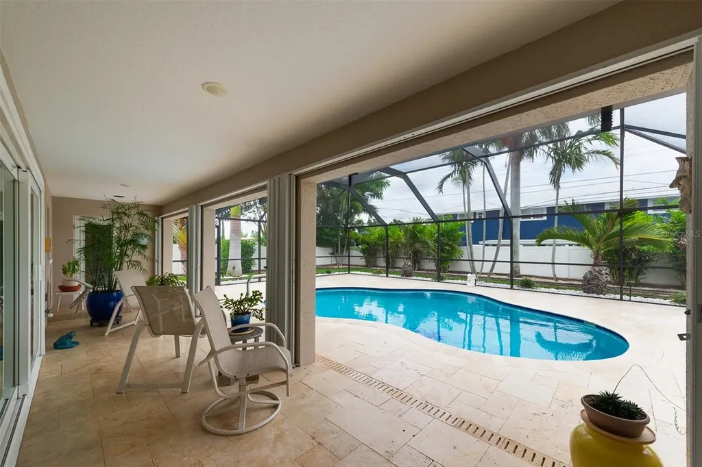 7759 Carver Court Seminole FL 33772