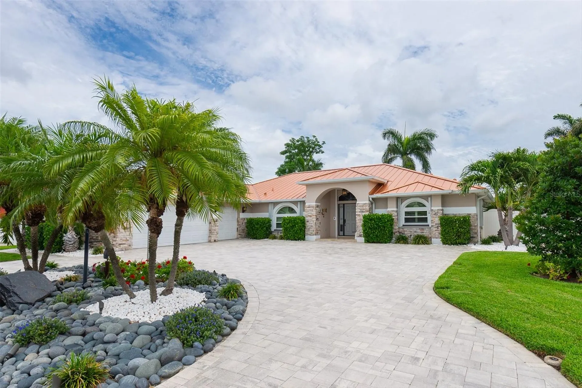 7759 Carver Court Seminole FL 33772