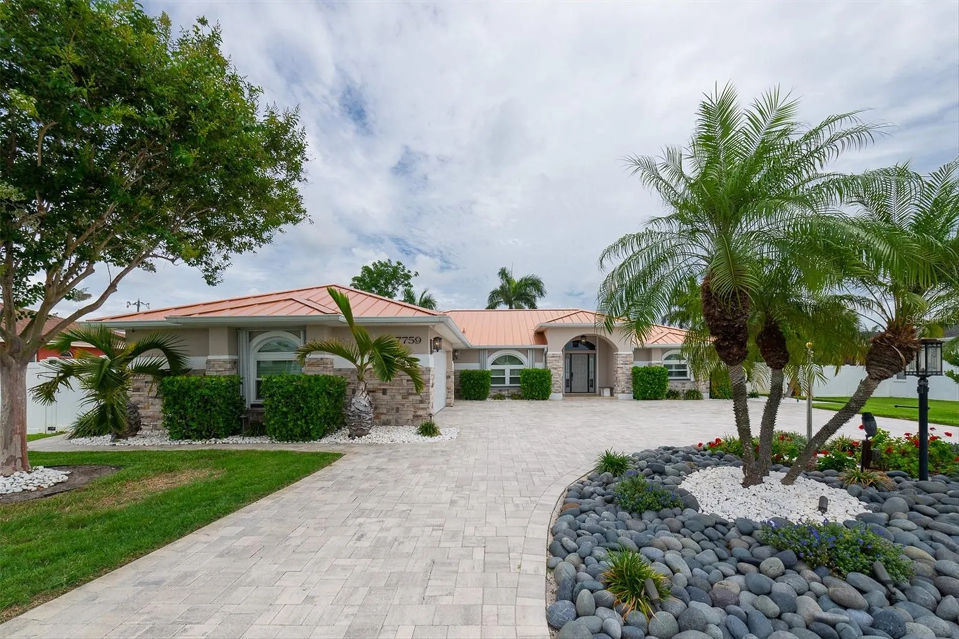 7759 Carver Court Seminole FL 33772
