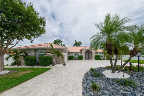 7759 Carver Court Seminole FL 33772