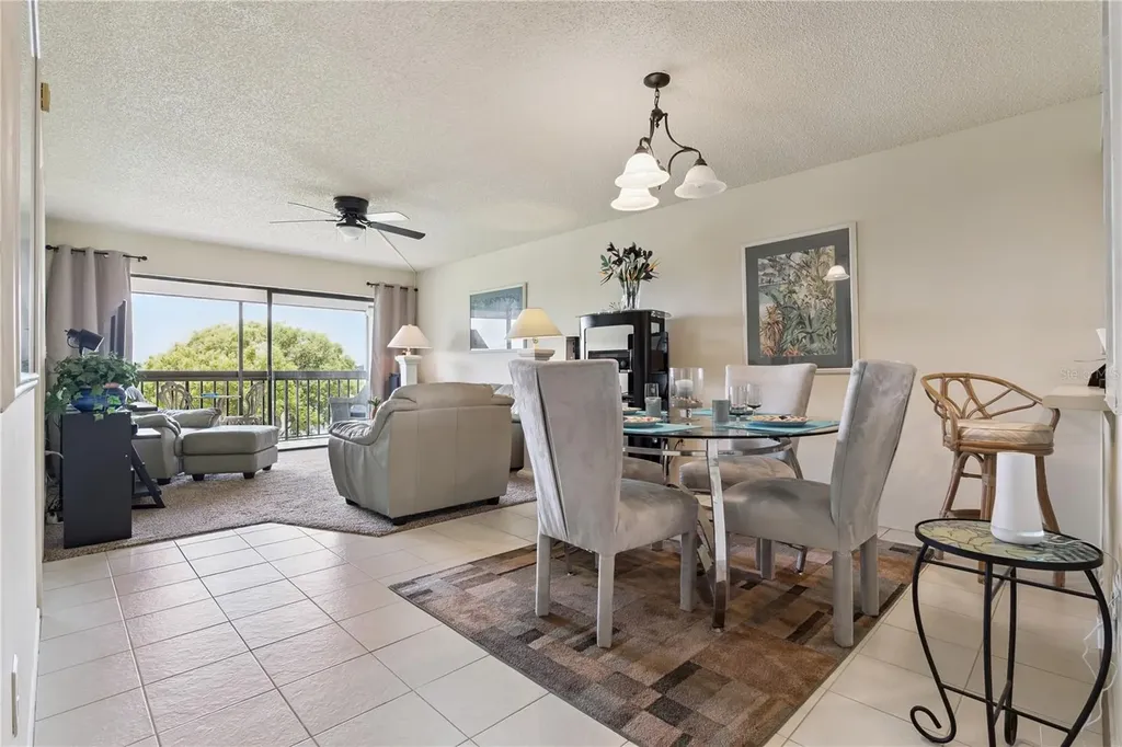 1068 Lotus Parkway Altamonte Springs FL 32714