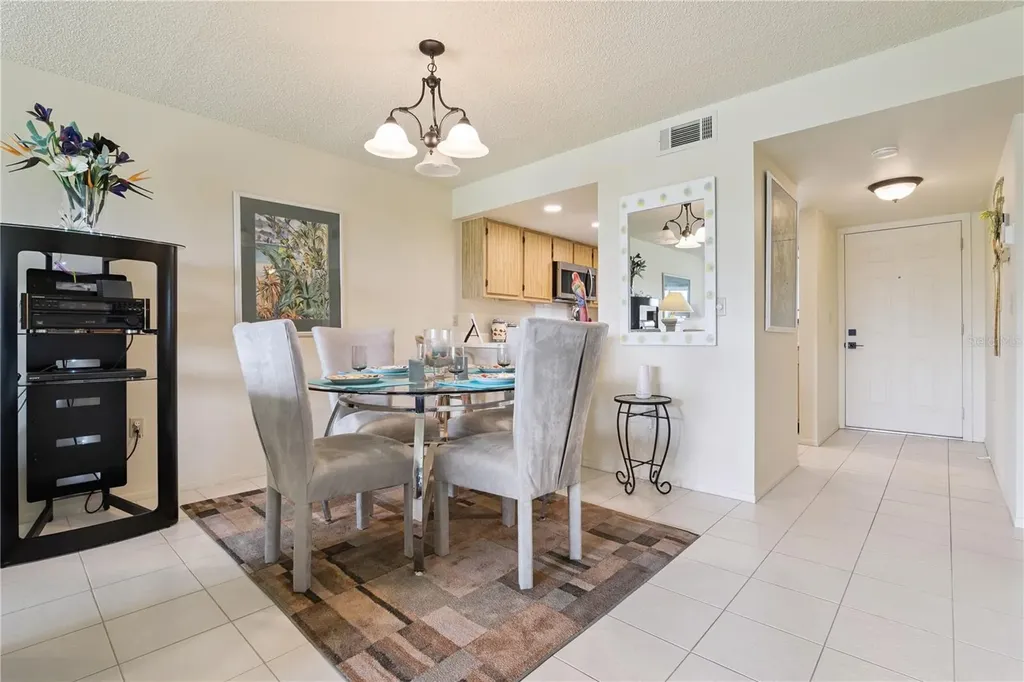 1068 Lotus Parkway Altamonte Springs FL 32714