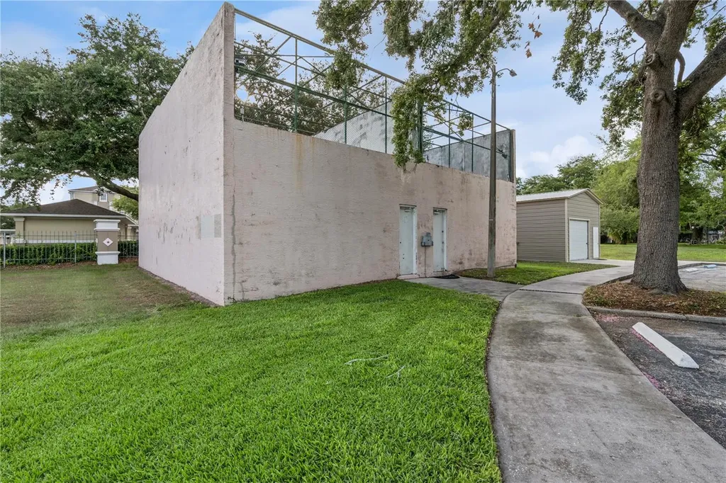 1068 Lotus Parkway Altamonte Springs FL 32714