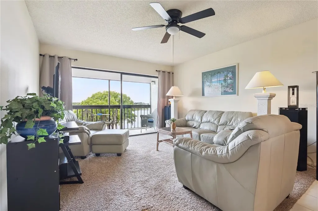 1068 Lotus Parkway Altamonte Springs FL 32714